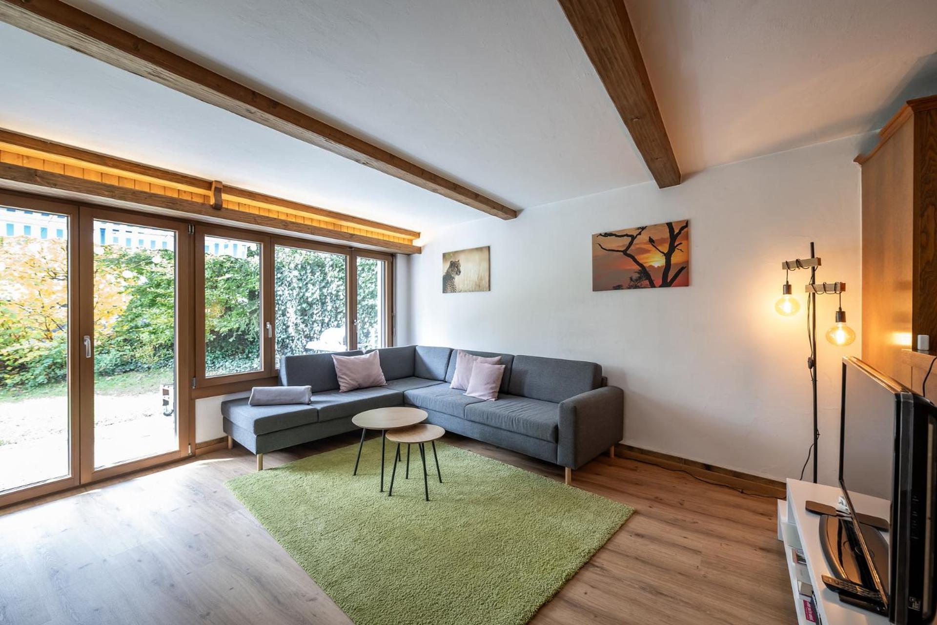 Apartment Half With Garden & Balcony - 2' To Bus Laax