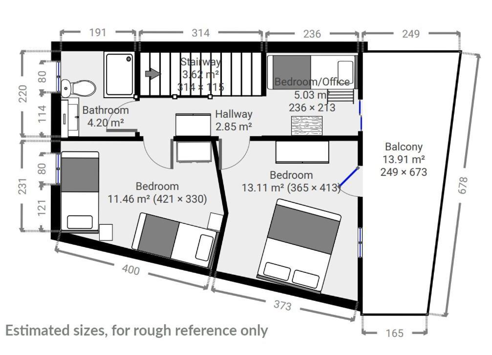 Half With Garden & Balcony - 2' To Bus Apartment